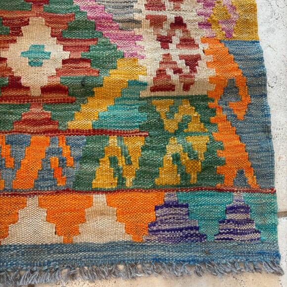 Vintage Kilim Wool Accent Rug Colorful Tribal Medallion 3.2' x 5' - Picture 6 of 9
